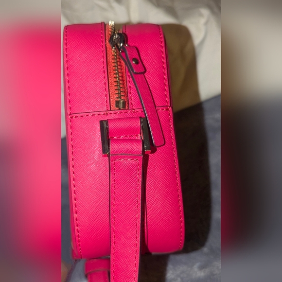 Kate Spade Staci Mini Camera Bag Leather Crossbody in Dark Watermelon - Picture 7 of 12